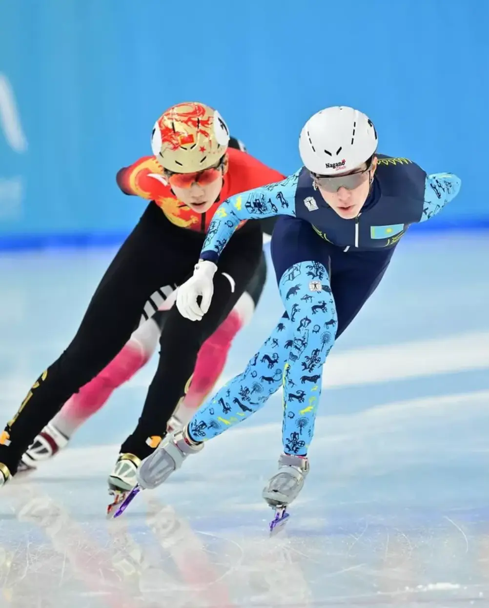 Short track speed skating — illustrative image
